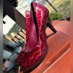 NWOT Alex Marie Size 9 Patent Leather Heels